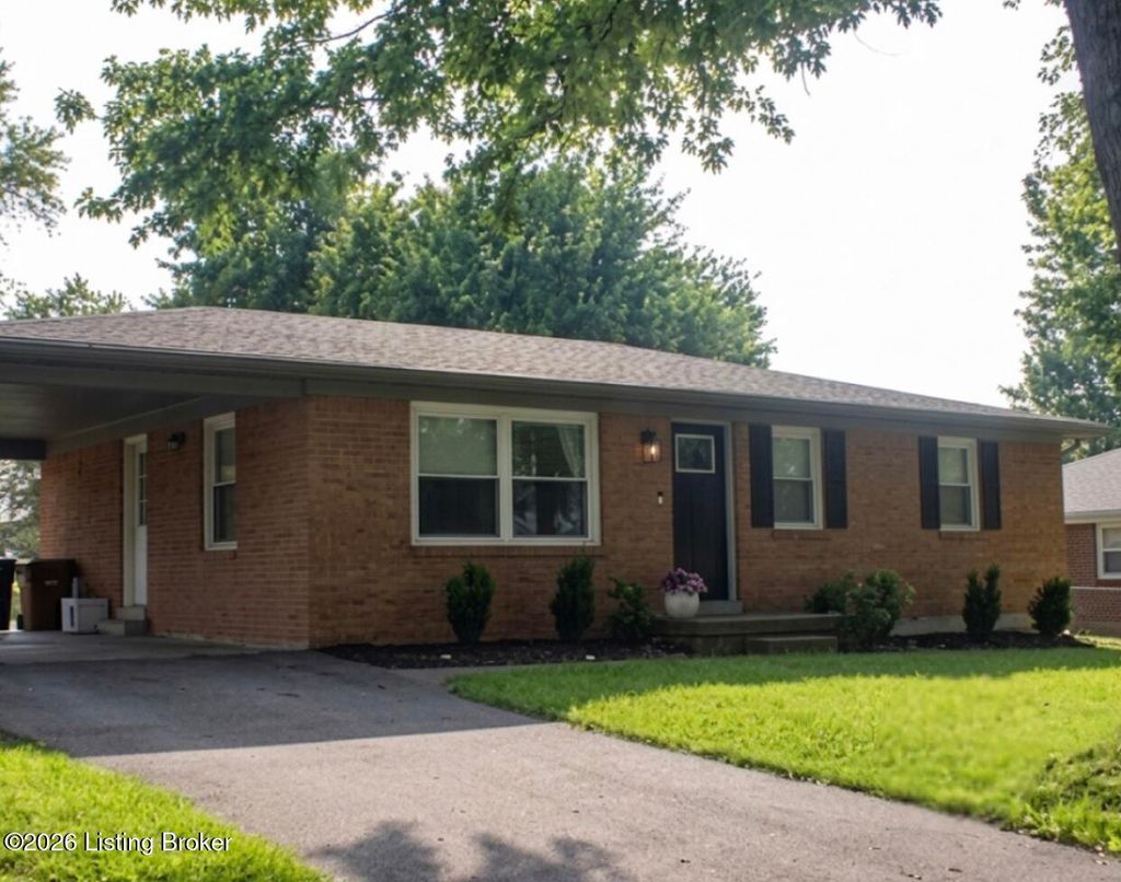 Photo of 209 Riverview Ln, Shepherdsville, KY 40165 (MLS # 1722220)