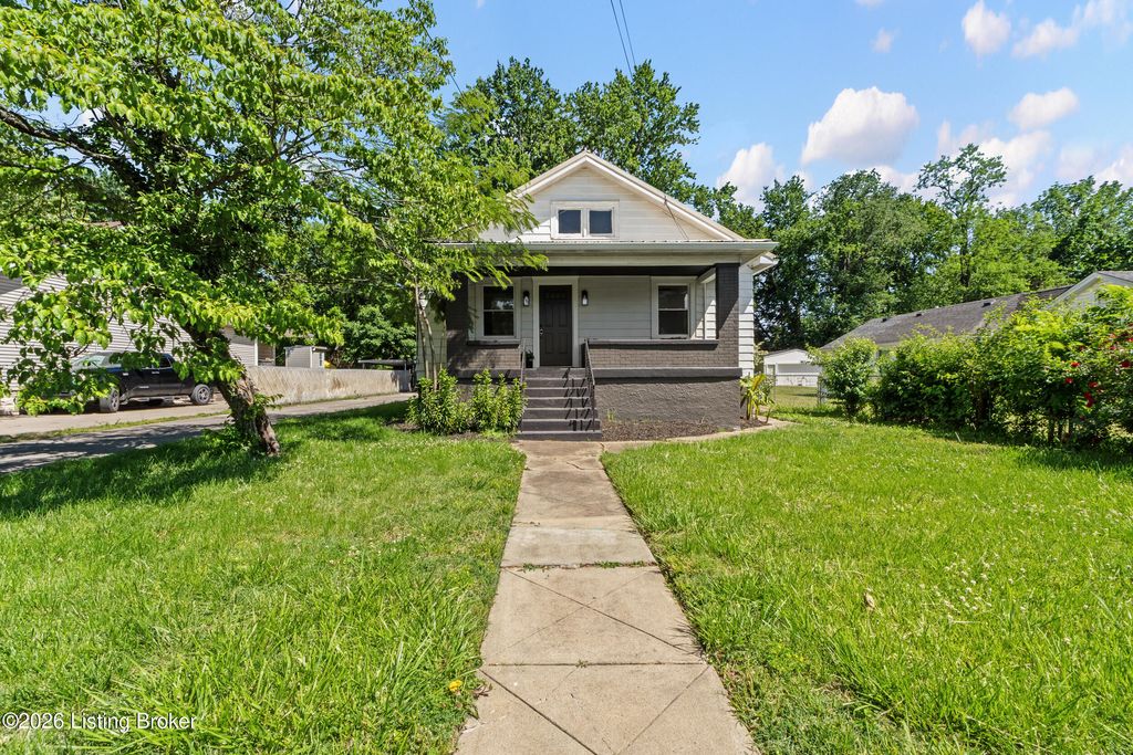 Photo of 1418 Indiana Ave, Louisville, KY 40213 (MLS # 1717544)