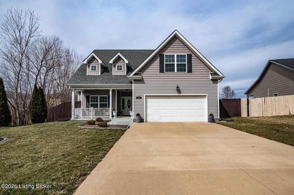Photo of 109 Shirley Blvd, Vine Grove, KY 40175 (MLS # 1707832)