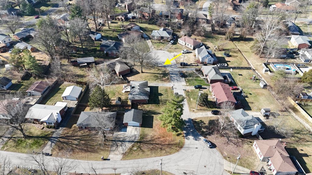 Photo of 3706 Modesto Rd, Jeffersontown, KY 40299 (MLS # 1706712)