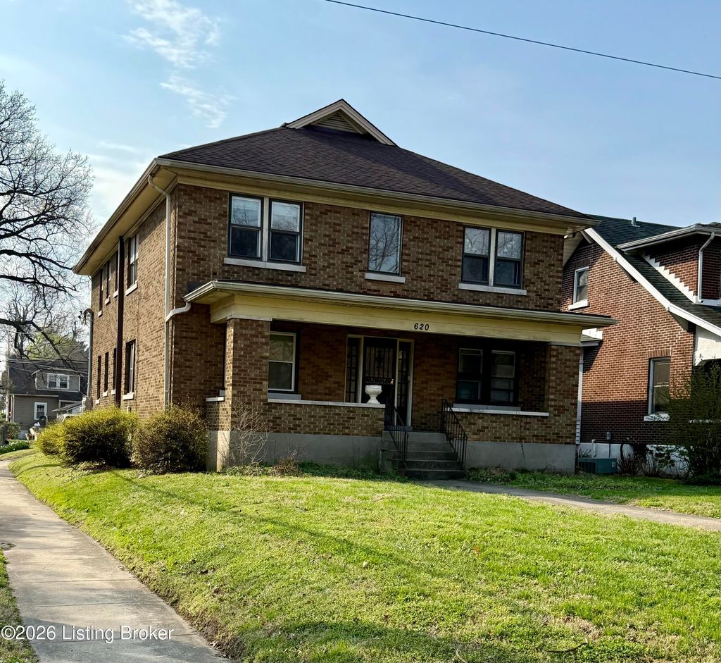 Photo of 620 Eastern Pkwy #3, Louisville, KY 40217 (MLS # 1712567)