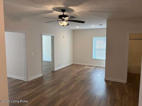 Tiny photo for 401 Butterfield Dr, Elizabethtown, KY 42701 (MLS # 1729715)