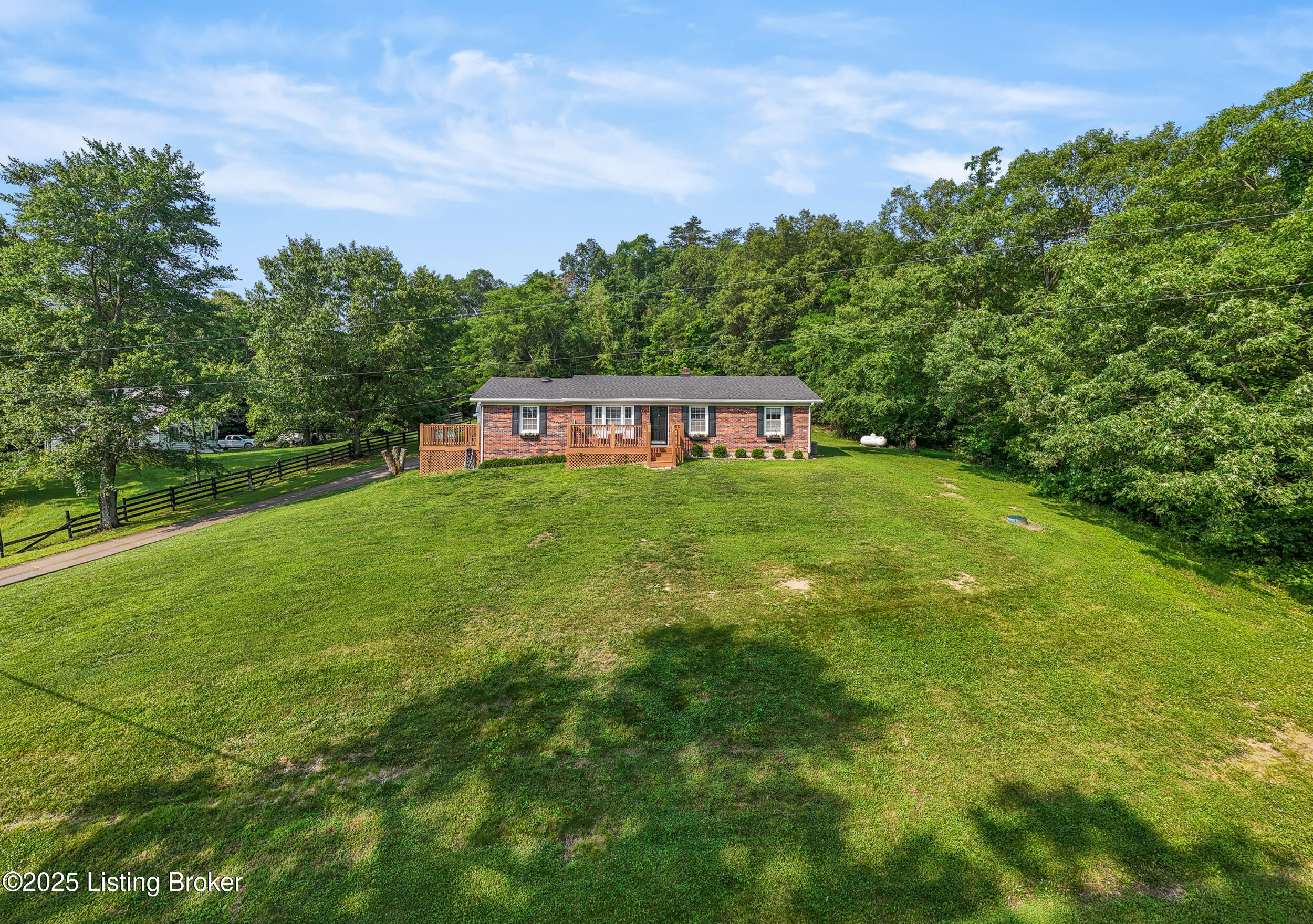 859 Quarry Ln, Bardstown, Kentucky image 2
