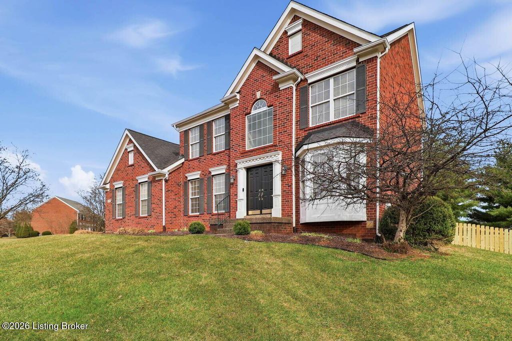 Photo of 3621 Wynbrooke Cir, Louisville, KY 40241 (MLS # 1710307)