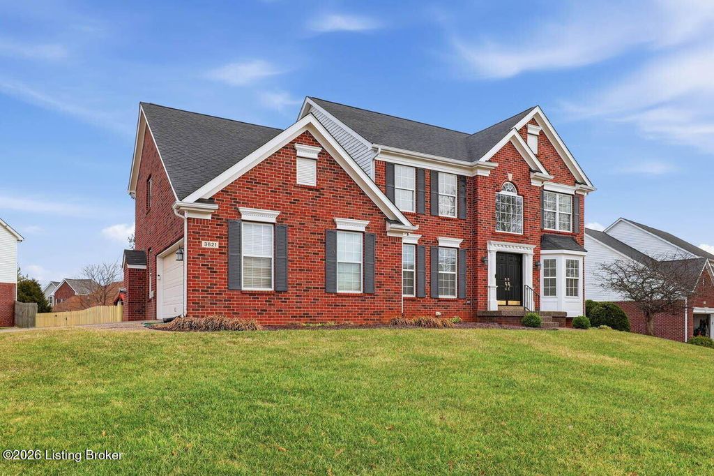 Photo of 3621 Wynbrooke Cir, Louisville, KY 40241 (MLS # 1710307)