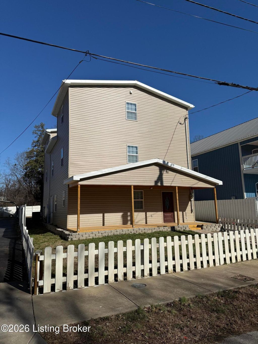 Photo of 12411 Berrytown Rd, Louisville, KY 40223 (MLS # 1710174)