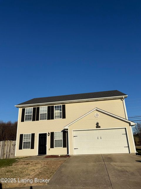 Photo of 111 Calumet Ct, Elizabethtown, KY 42701 (MLS # 1705340)