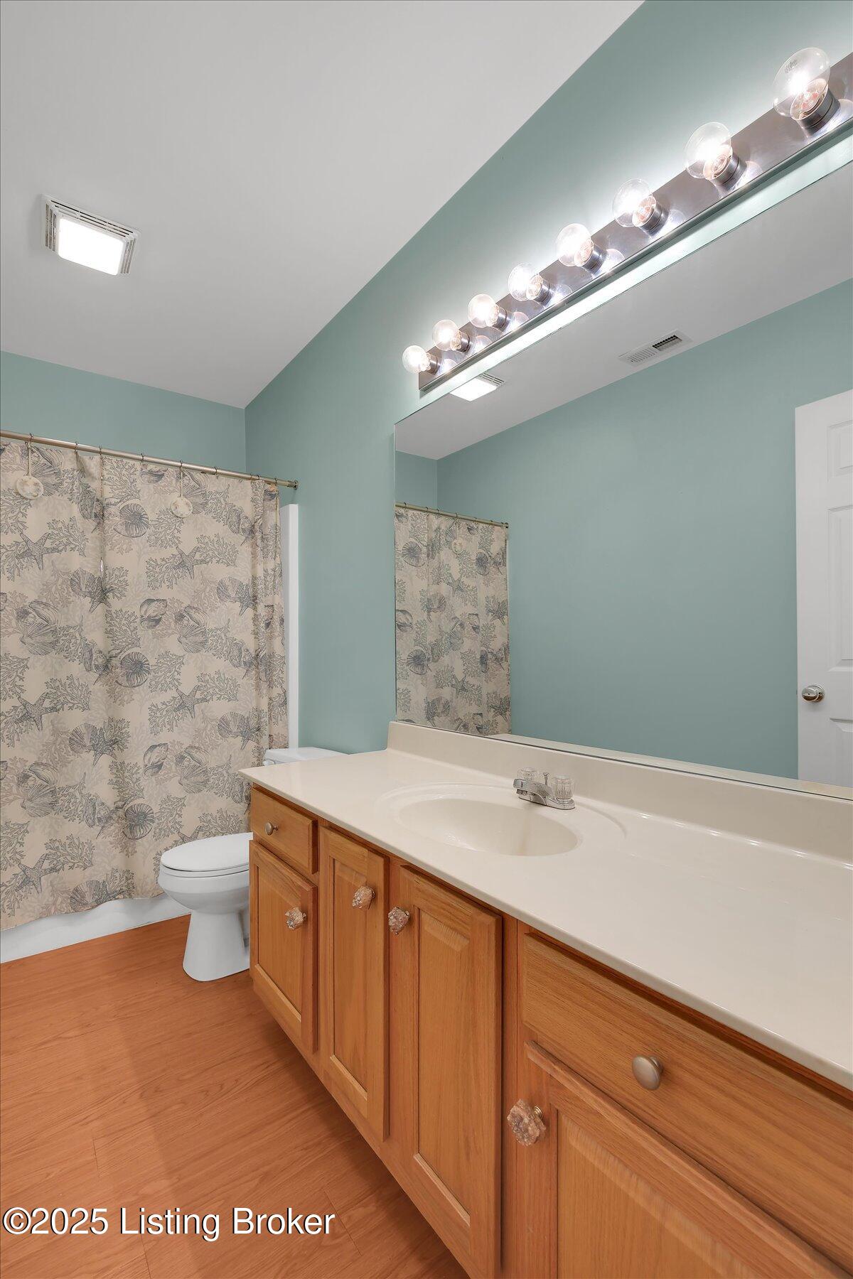 7616 Stovall Pl, Louisville, Kentucky image 12