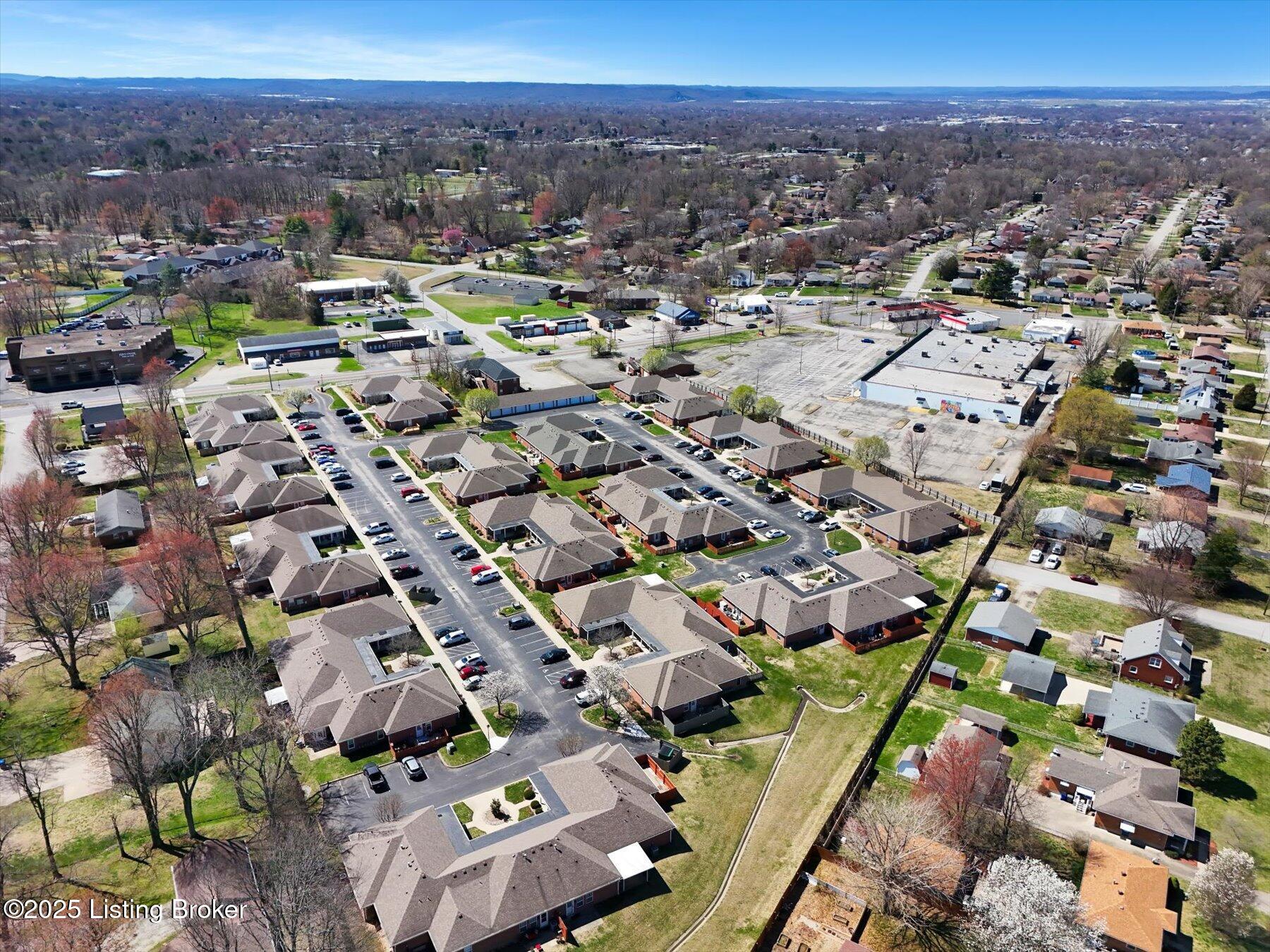 7616 Stovall Pl, Louisville, Kentucky image 43