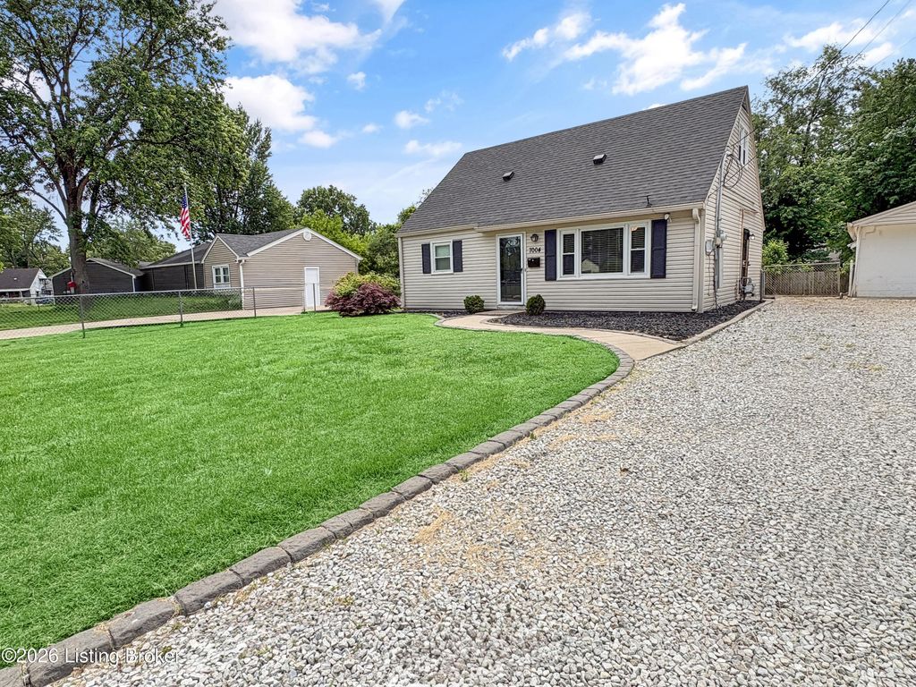 Photo of 7004 John Adams Way, Louisville, KY 40272 (MLS # 1717722)