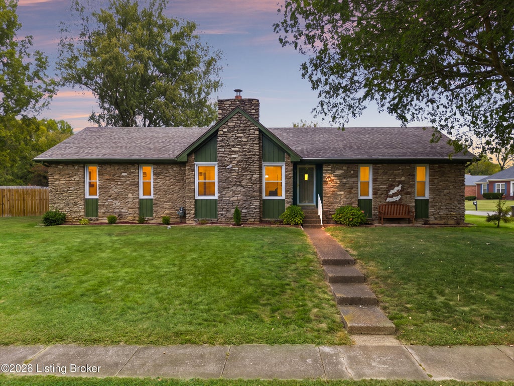 Photo of 9115 Willowwood Way, Jeffersontown, KY 40299 (MLS # 1730846)