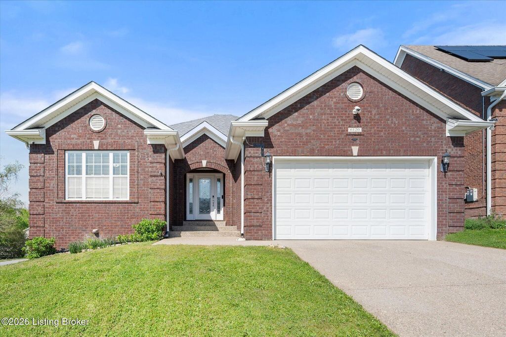 Photo of 6120 Hudson Creek Dr, Louisville, KY 40291 (MLS # 1714579)