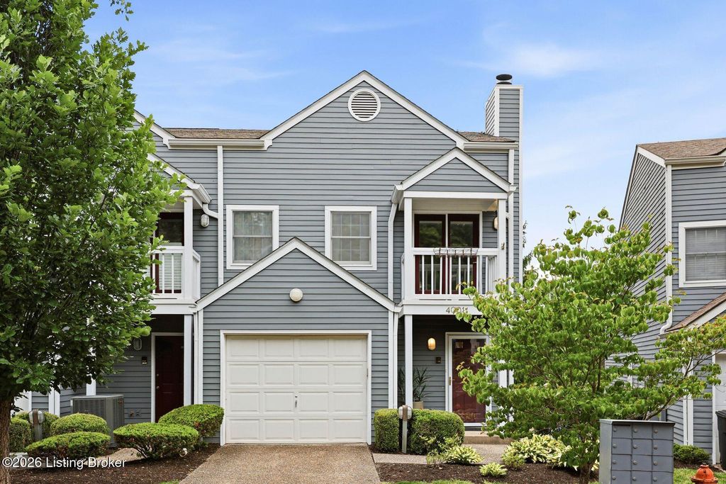 Photo of 4001 Harrods Landing Dr, Prospect, KY 40059 (MLS # 1717721)