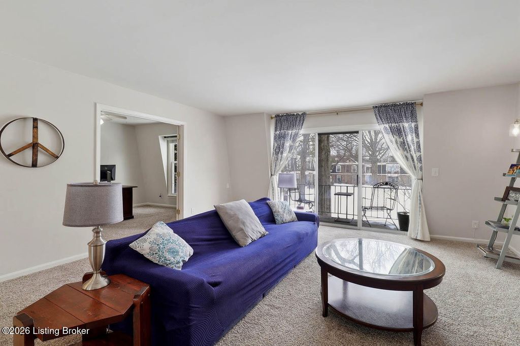 Photo of 521 Zorn Ave #F4, Louisville, KY 40206 (MLS # 1708444)