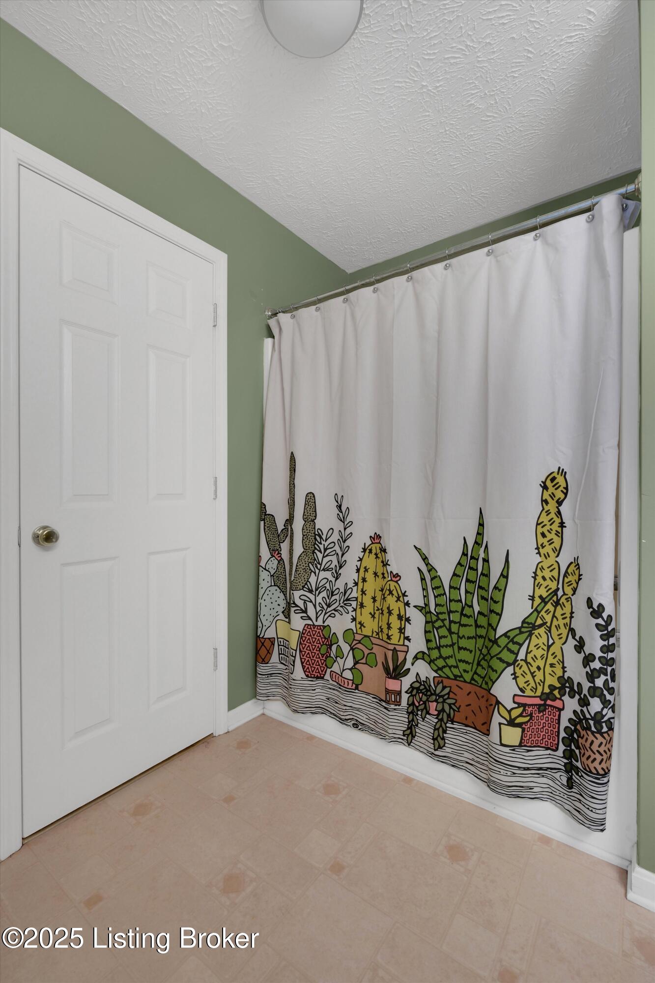 4205 Brownsboro Glen Rd, Louisville, Kentucky image 28