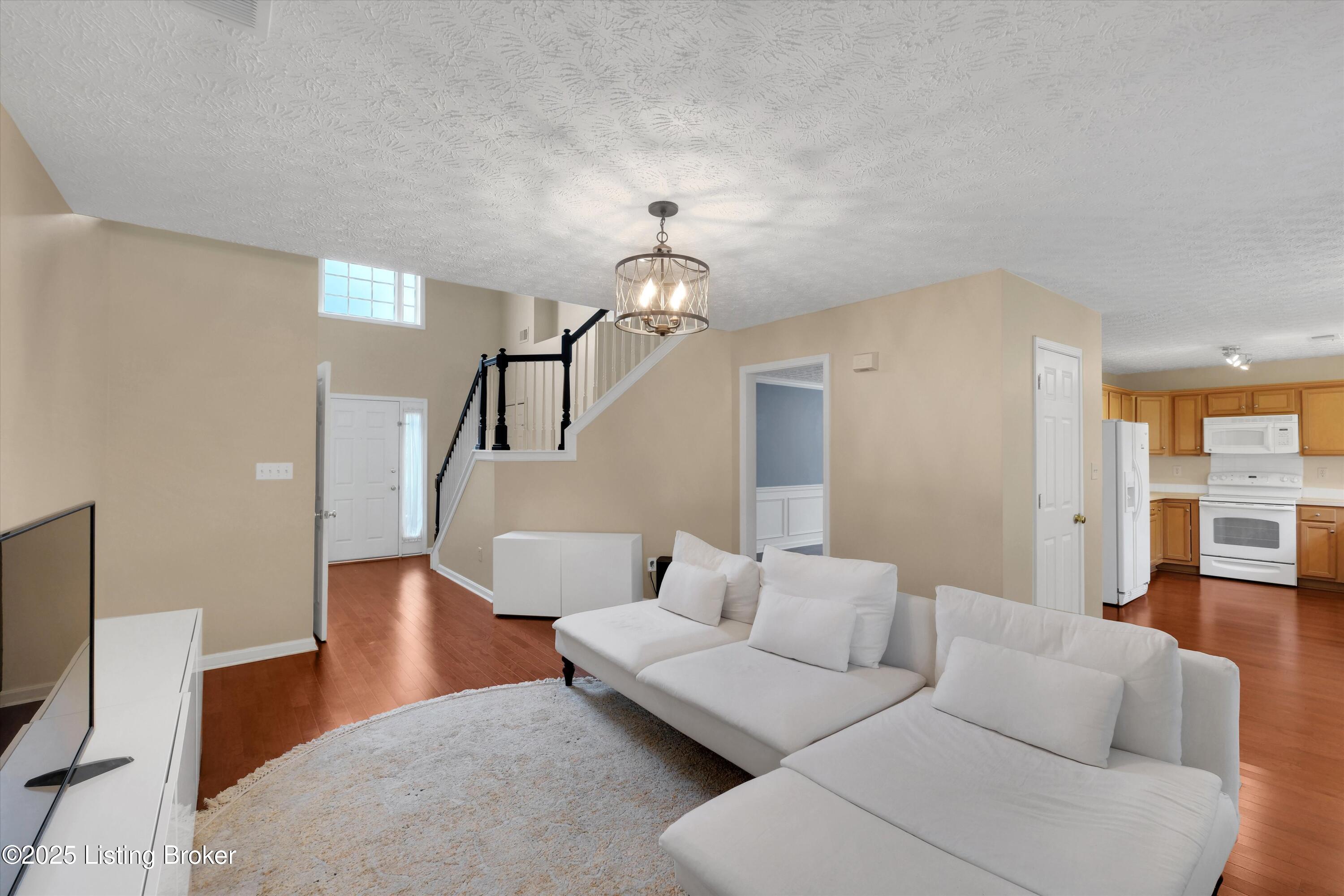 4205 Brownsboro Glen Rd, Louisville, Kentucky image 6