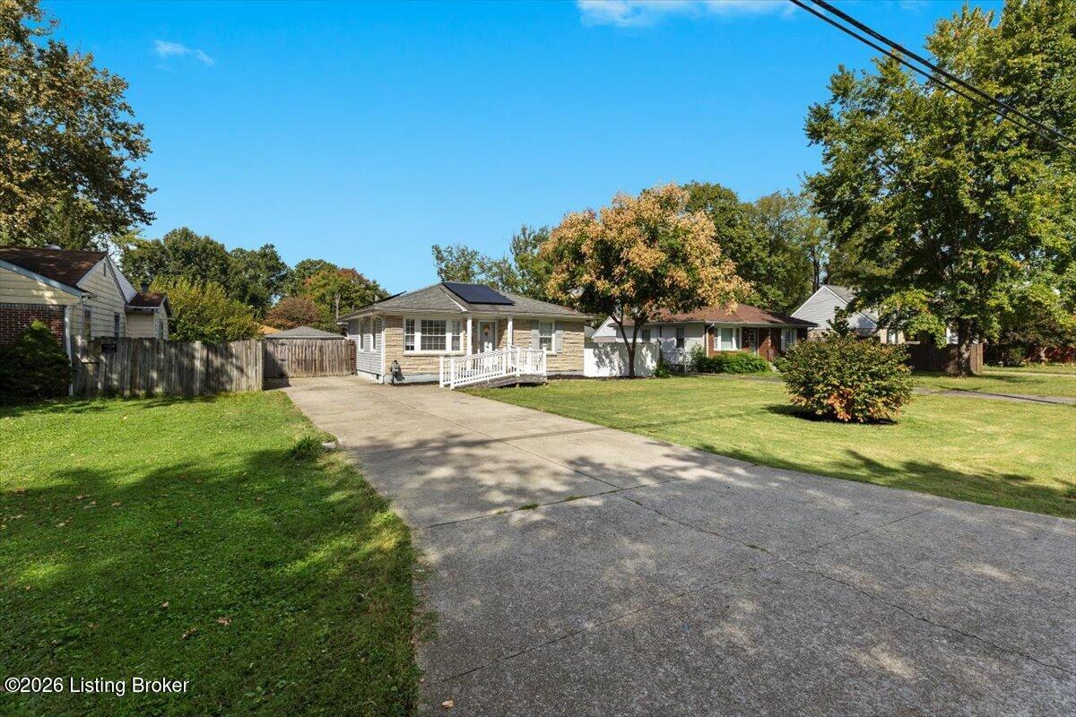 10408 La Plaza Dr