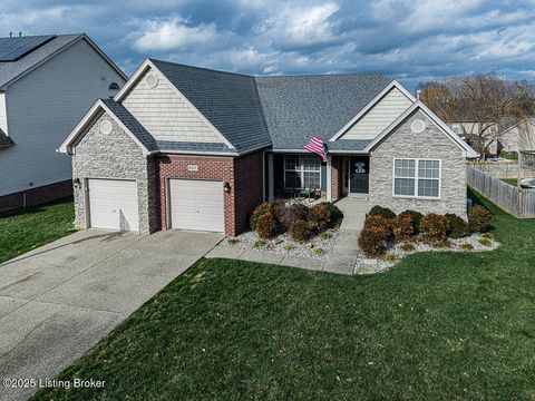 Photo of 8017 Williamsgate Cir, Crestwood, KY 40014 (MLS # 1705799)