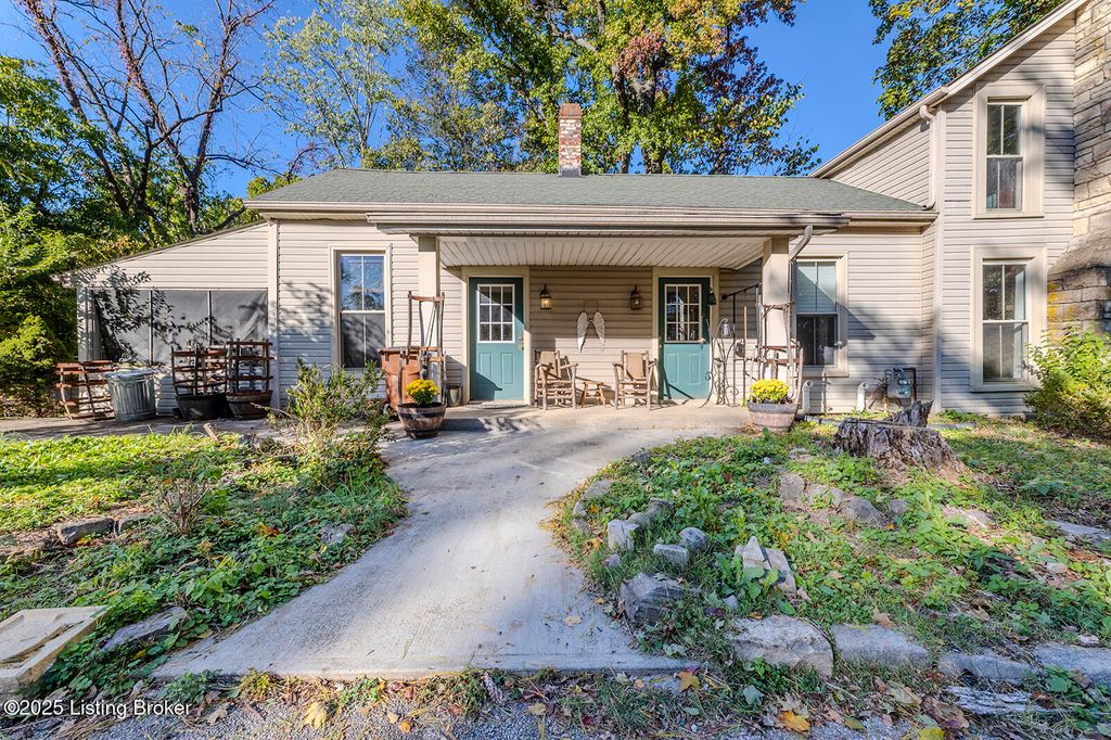 Photo of 5206 Old Billtown Rd, Louisville, KY 40299 (MLS # 1701771)