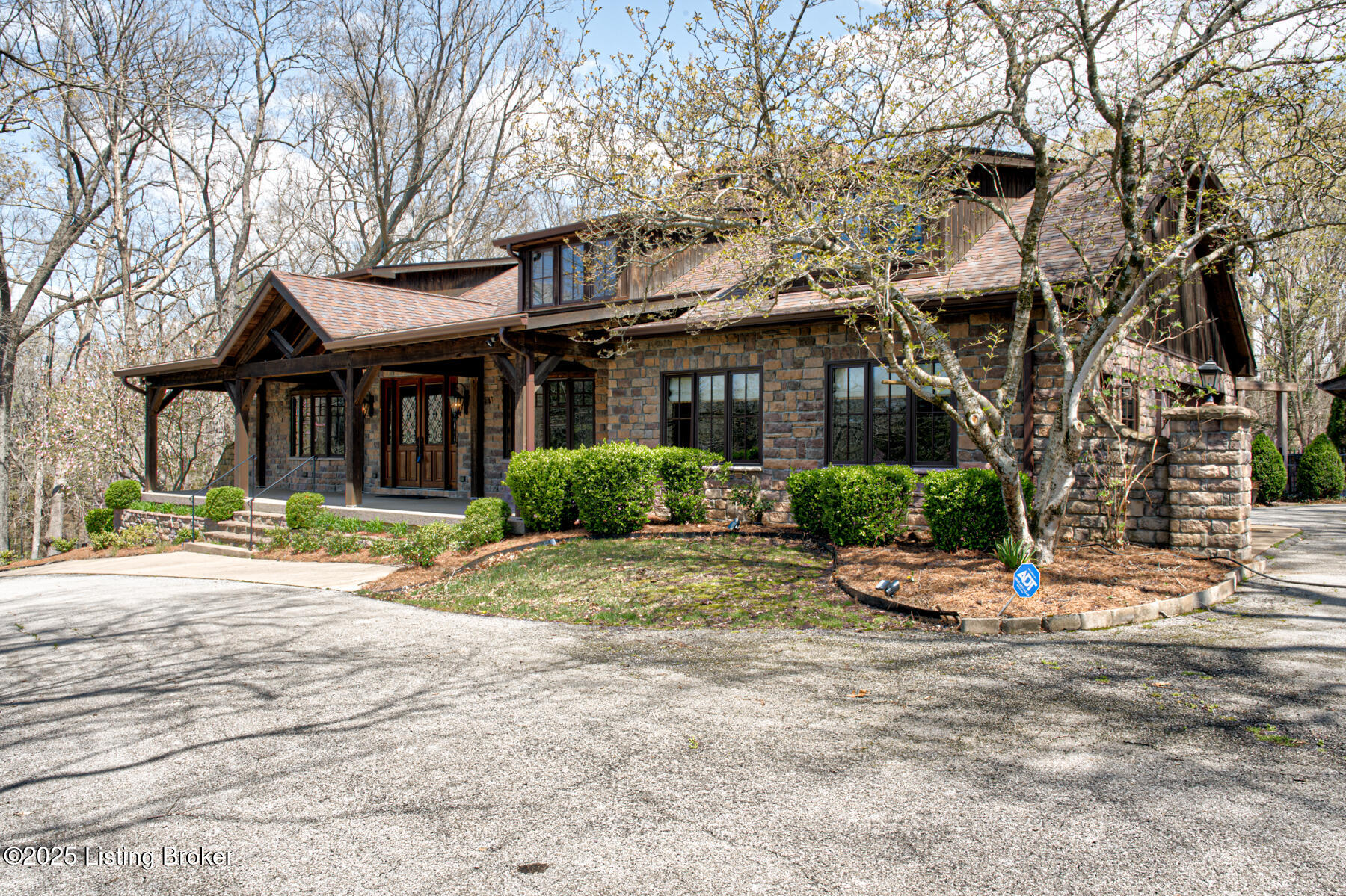 6601 Old Heady Rd, Louisville, Kentucky image 1