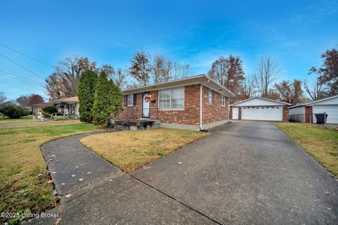 Photo of 5007 Fury Way, Louisville, KY 40258 (MLS # 1703969)