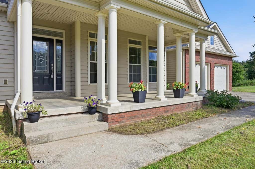 Photo of 2623 Eastview Rd, Eastview, KY 42732 (MLS # 1723737)