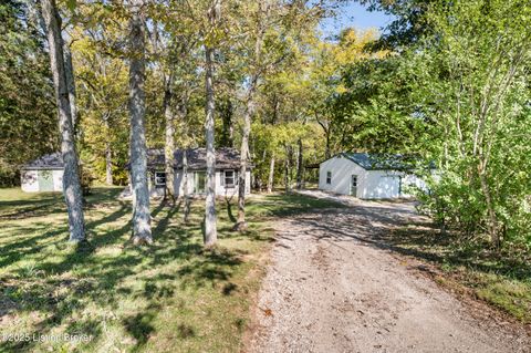 Photo of 1306 Bunk Rd, Pleasureville, KY 40057 (MLS # 1704207)