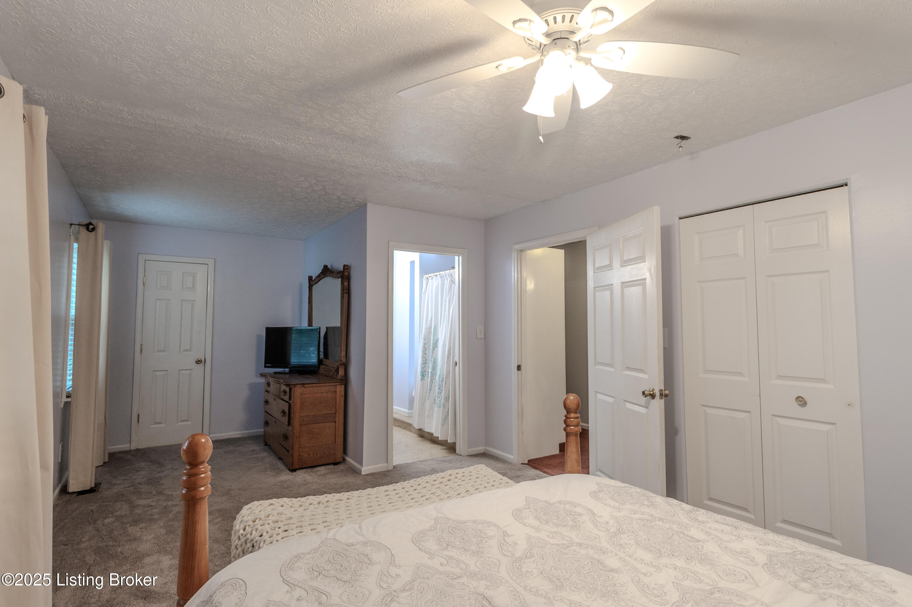 1123 Girard Dr, Louisville, Kentucky image 32