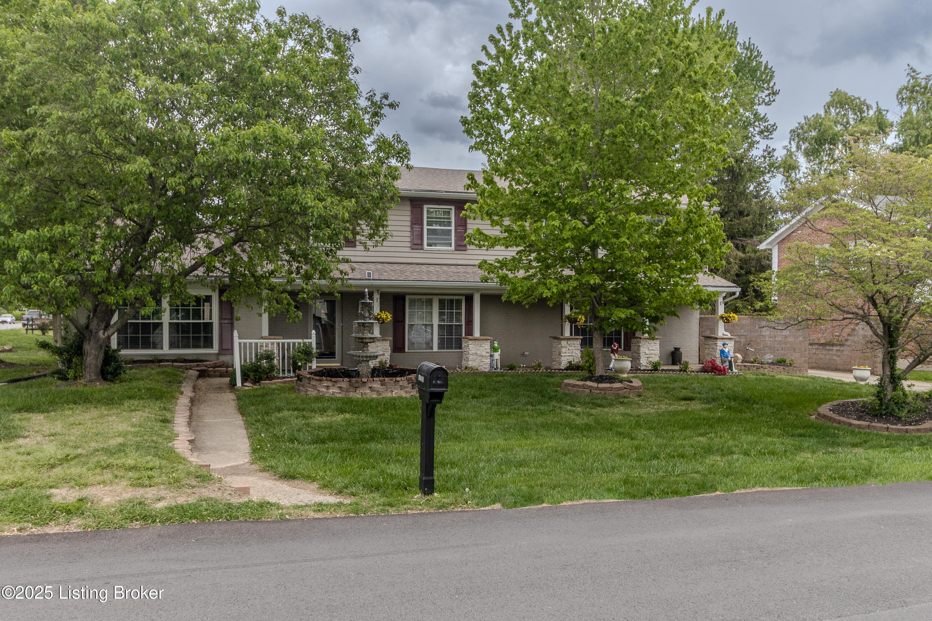 1123 Girard Dr, Louisville, Kentucky image 2
