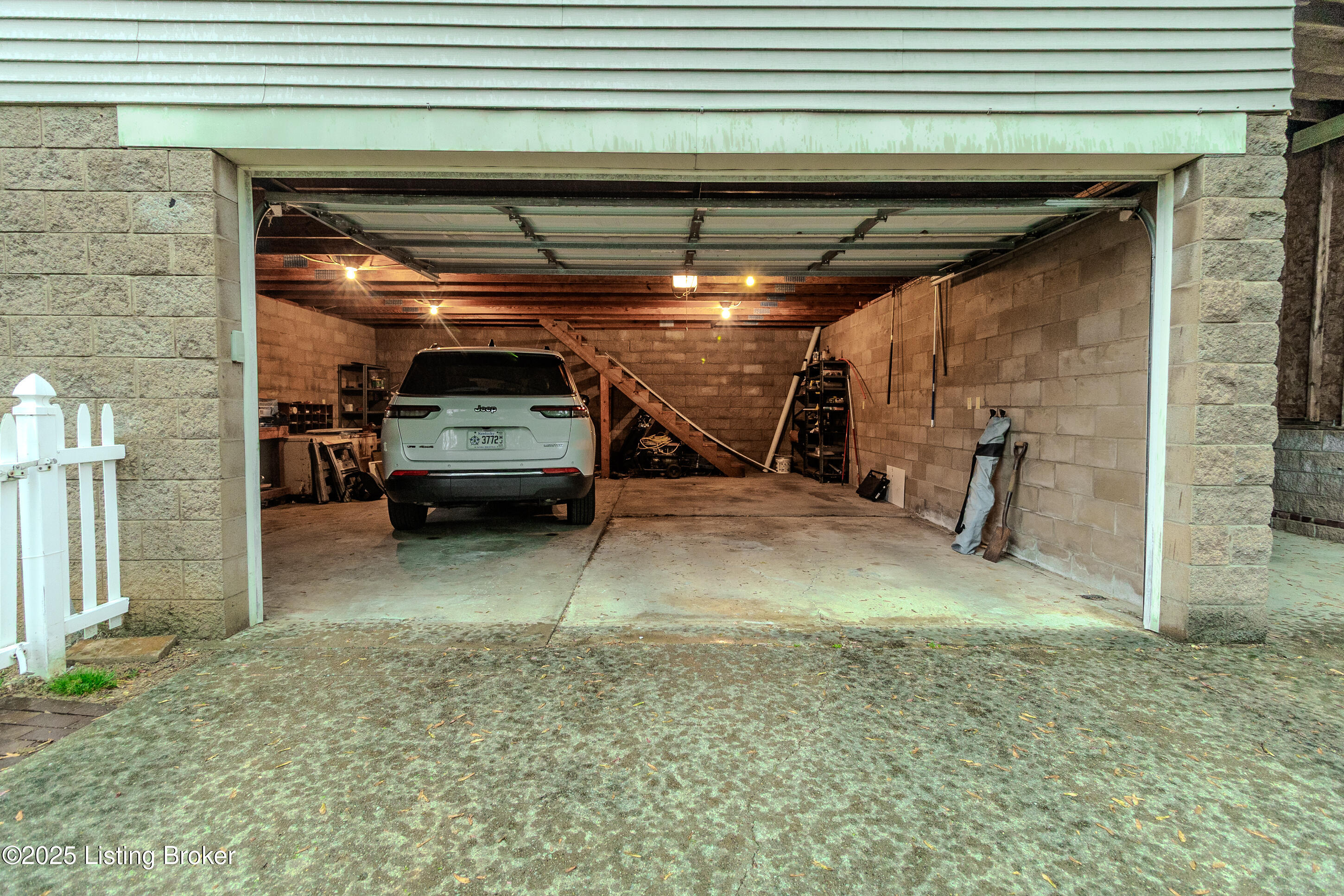 1123 Girard Dr, Louisville, Kentucky image 41