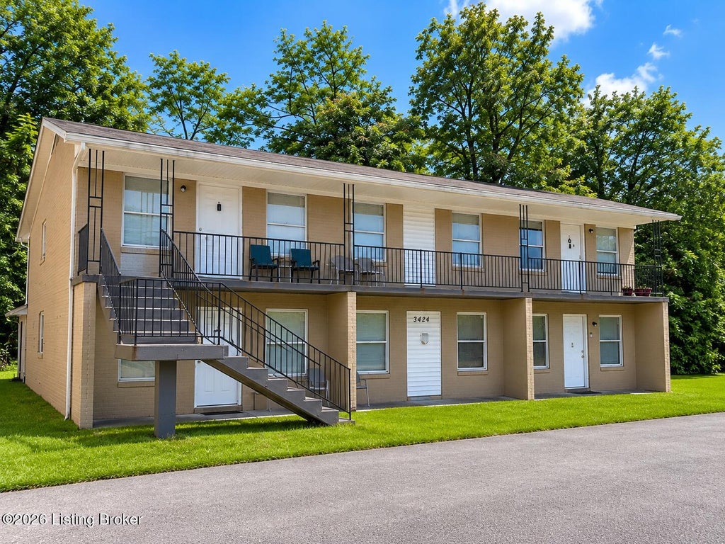 Photo of 3424 Shagbark Rd, Louisville, KY 40216 (MLS # 1730914)