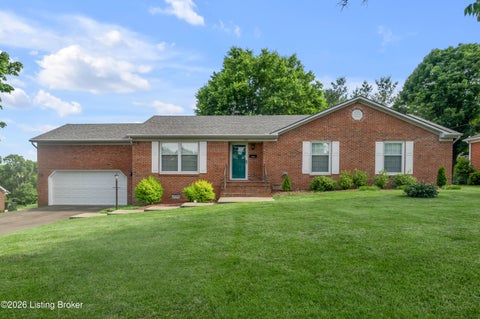 Photo of 124 Kimberly Dr, Frankfort, KY 40601 (MLS # 1719635)