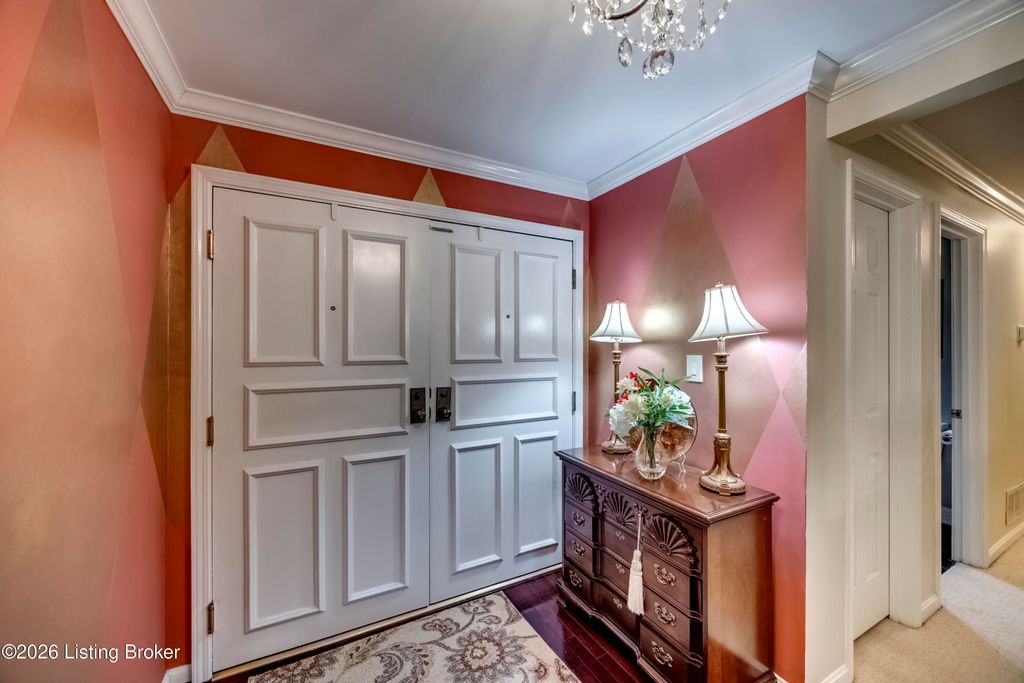 Photo of 8605 Shelbyville Rd #APT 216, Bellemeade, KY 40222 (MLS # 1708438)