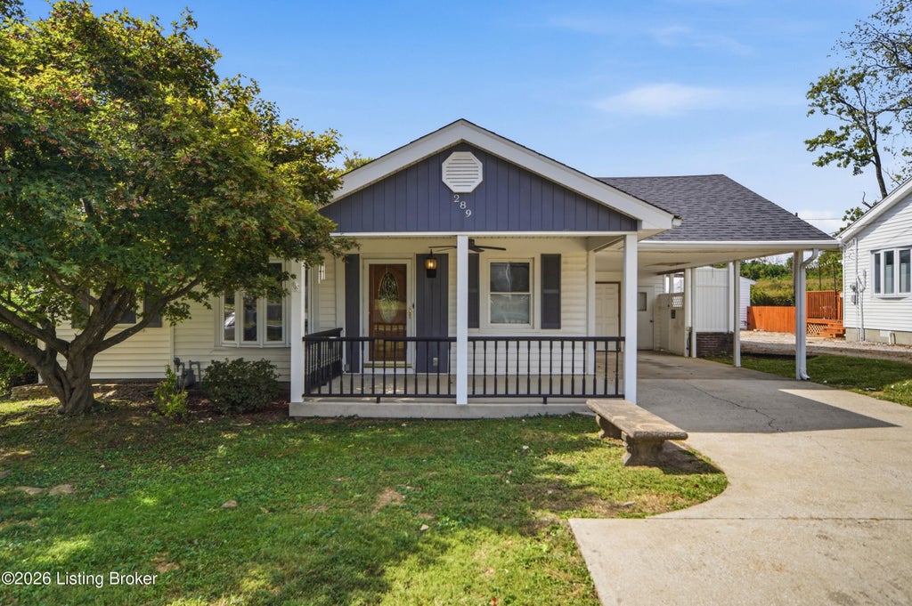 Photo of 289 Ardmore Ln, Shelbyville, KY 40065 (MLS # 1730818)