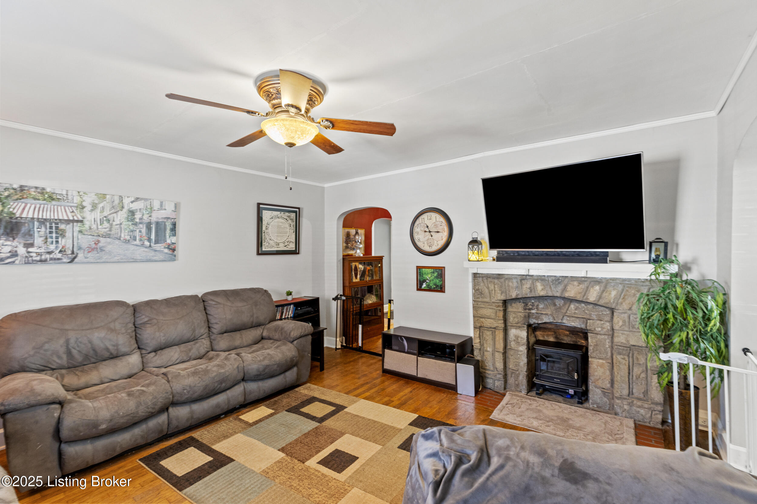 715 Woodland Ave, Frankfort, Pennsylvania image 5
