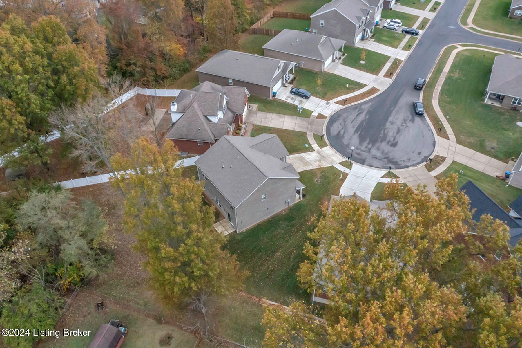 6410 Triplett Woods Dr, Louisville, Kentucky image 45
