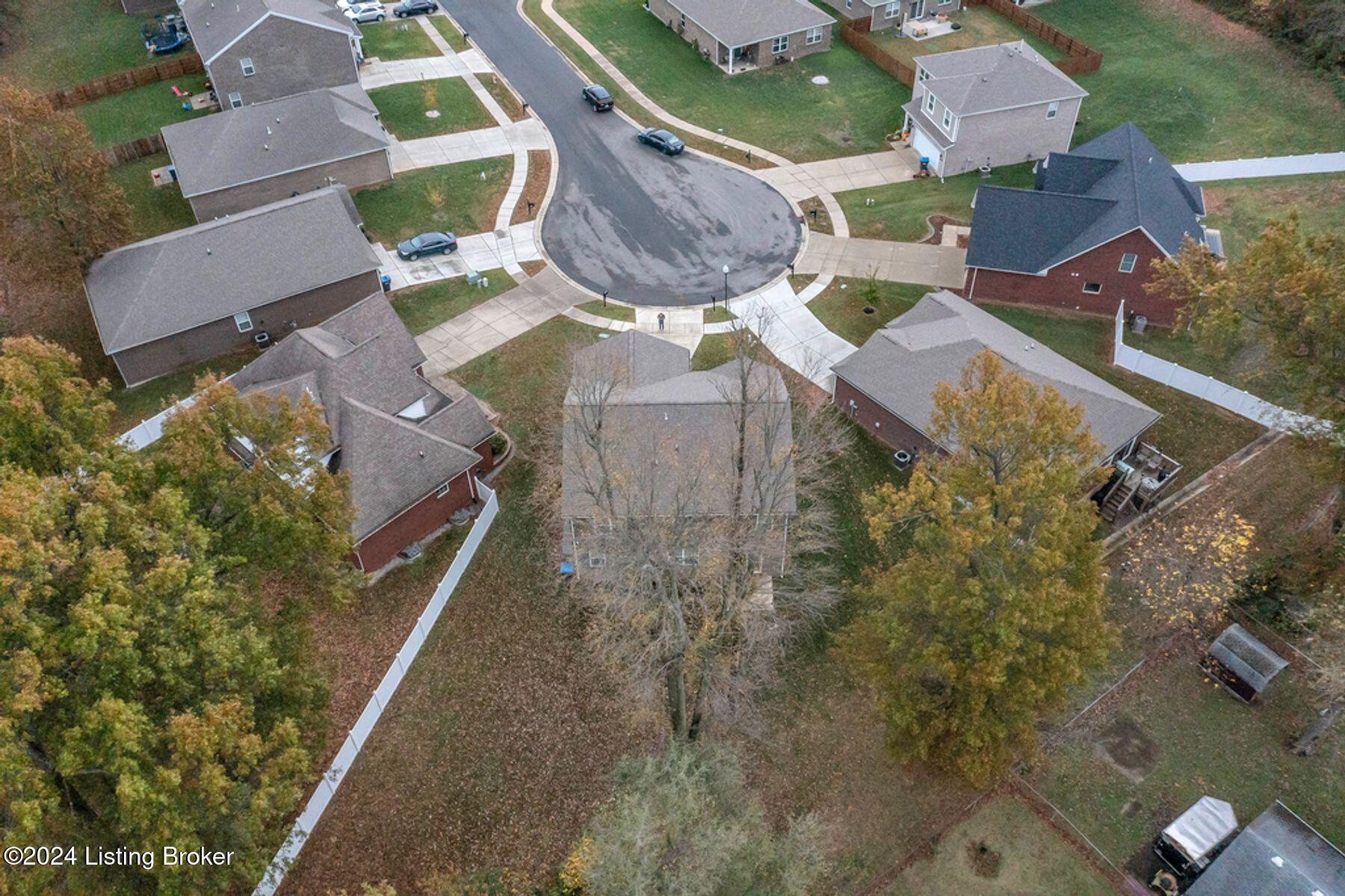 6410 Triplett Woods Dr, Louisville, Kentucky image 43
