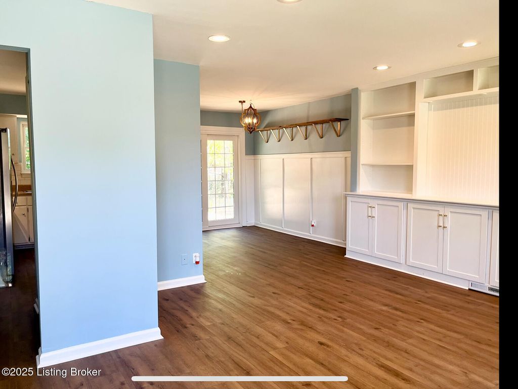 Photo of 12303 Brookgreen Dr, Louisville, KY 40243 (MLS # 1710640)