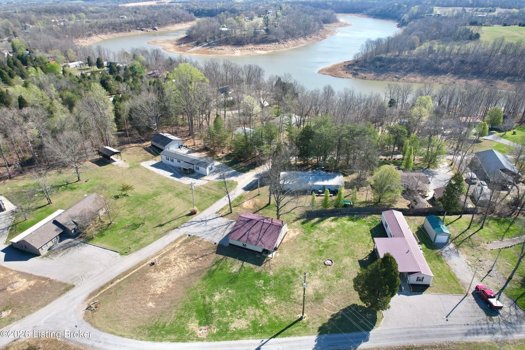 Photo of 100 Spruce Dr, Falls Of Rough, KY 40119 (MLS # 1712927)