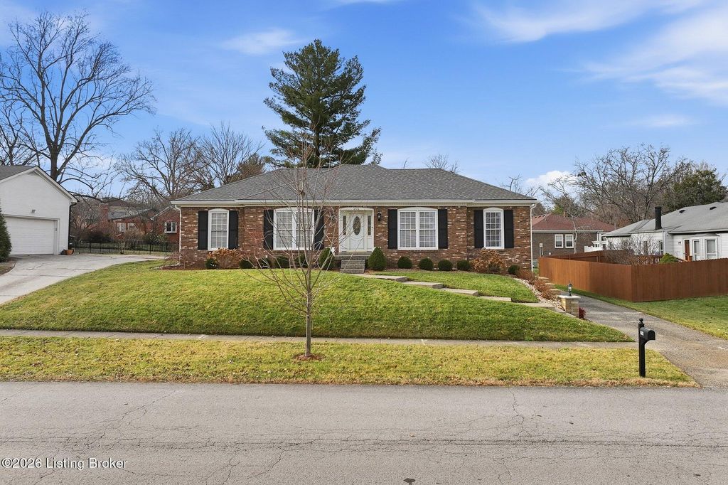 Photo of 502 Hillrose Dr, Louisville, KY 40243 (MLS # 1709447)