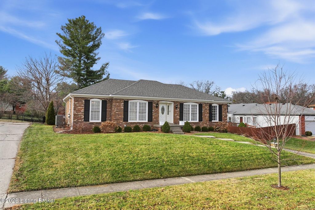 Photo of 502 Hillrose Dr, Louisville, KY 40243 (MLS # 1709447)