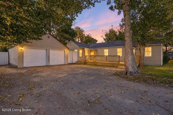 Photo of 934 Palatka Rd, Louisville, KY 40214 (MLS # 1731655)