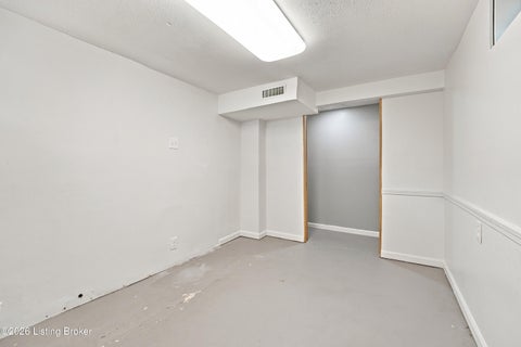 Tiny photo for 3455 Heatherfield Dr, Louisville, KY 40216 (MLS # 1730983)