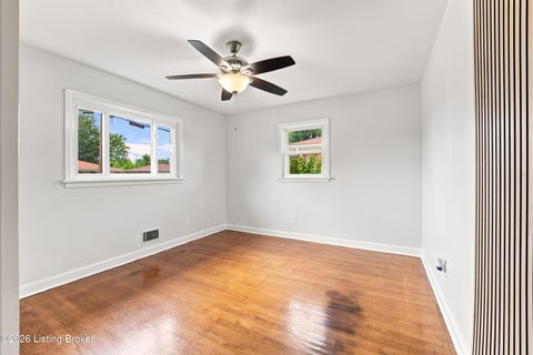 Tiny photo for 3455 Heatherfield Dr, Louisville, KY 40216 (MLS # 1730983)