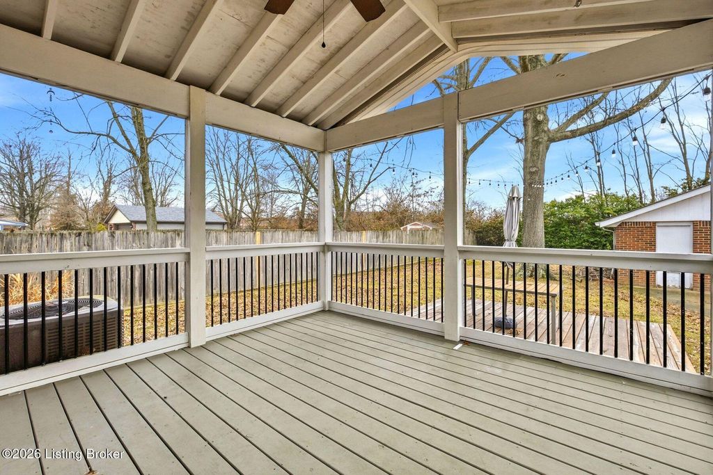 Photo of 3901 Longview Rd, Louisville, KY 40299 (MLS # 1709349)