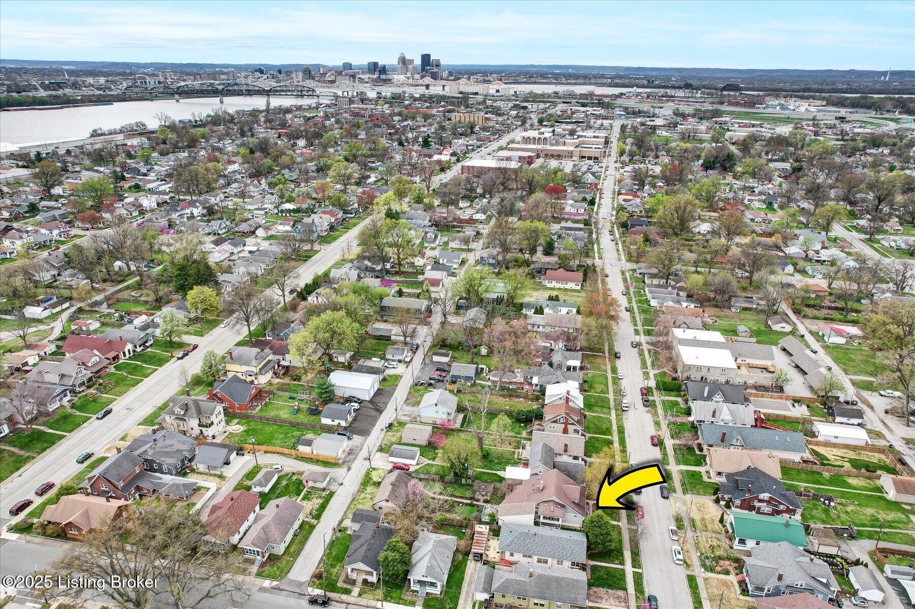 948 E 7th St, Jeffersonville, Pennsylvania image 2