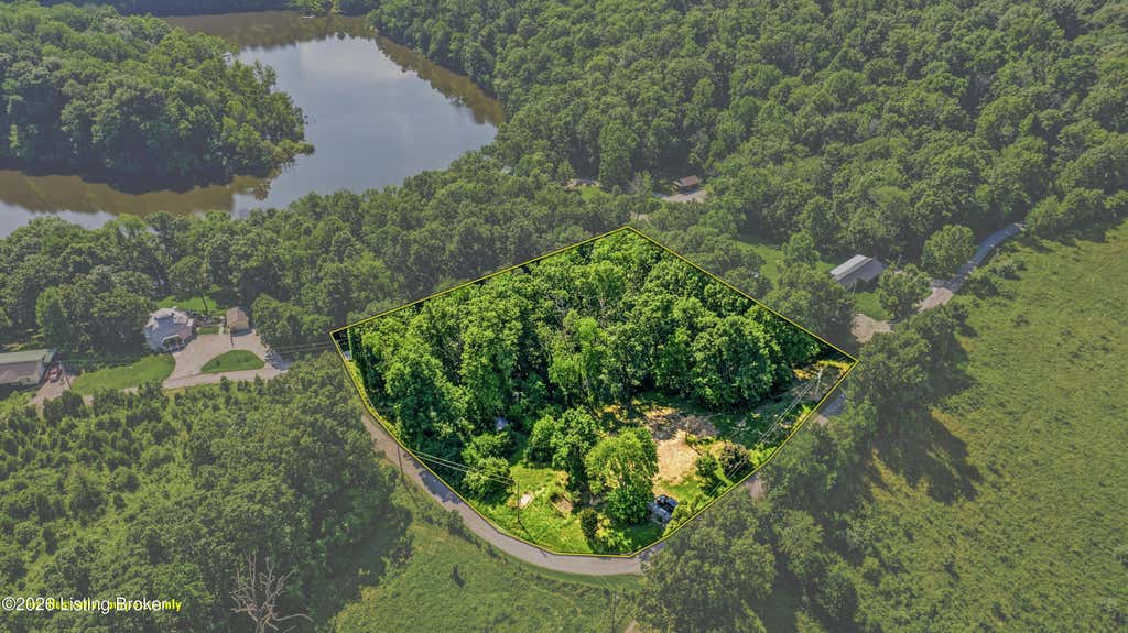 Photo of 1221 Mercer Bend Rd, Leitchfield, KY 42754 (MLS # 1722931)