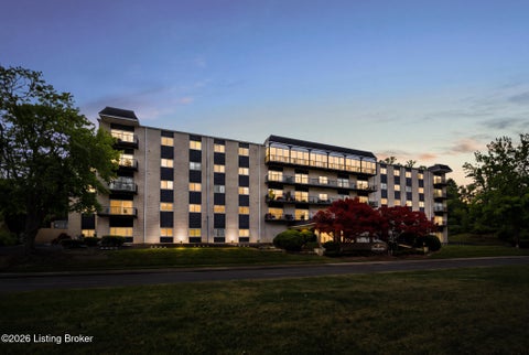 Condo For Sale - 740 Zorn Ave #3F<br/> Louisville, KY 40206
