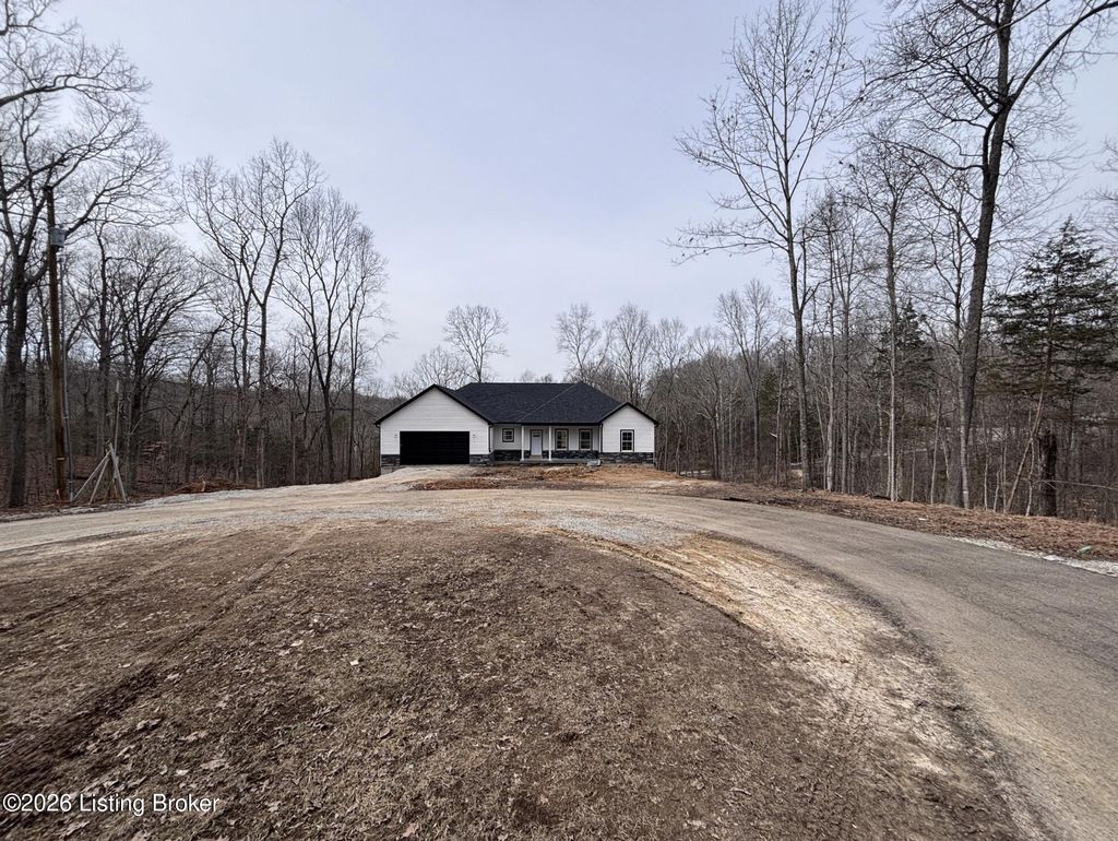 Photo of 100 Foxglove Ln, Brandenburg, KY 40108 (MLS # 1717040)