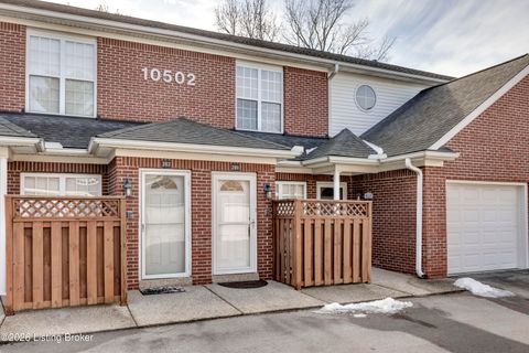 Photo of 10502 Vining Pl #APT 201, Louisville, KY 40241 (MLS # 1709431)